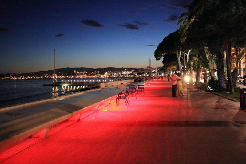 Beautiful And Cozy Apartment In The Heart Of Cannes Zewnętrze zdjęcie